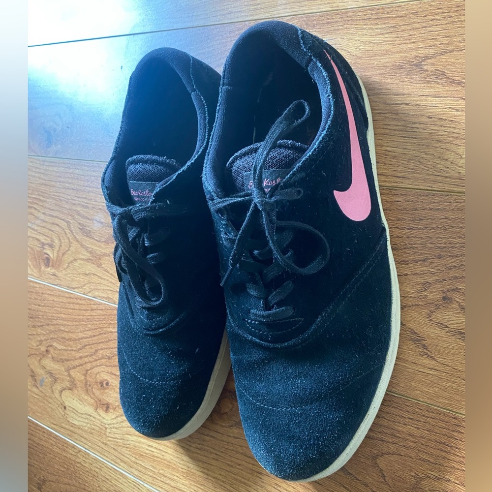Nike shoes Eric koston black pink women 9